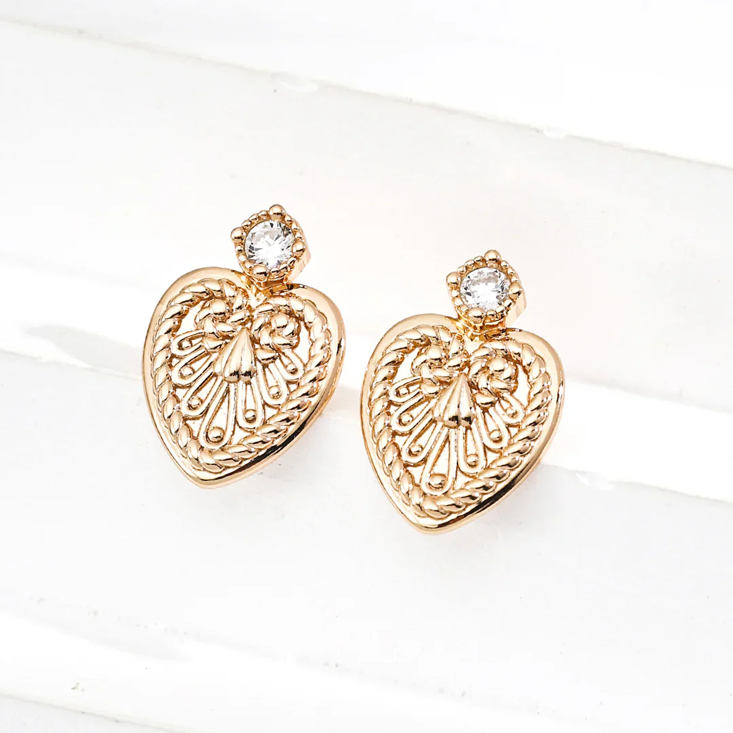 Heart Vintage-Inspired Zirconia Earrings
