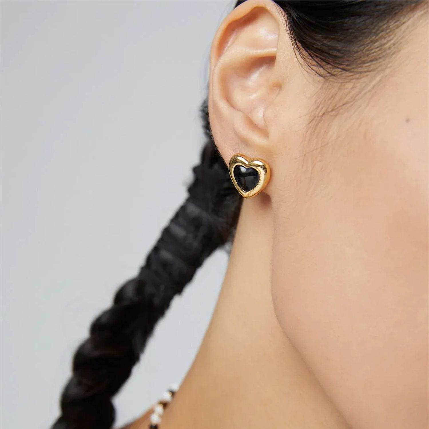 Black Agaet Love Earrings