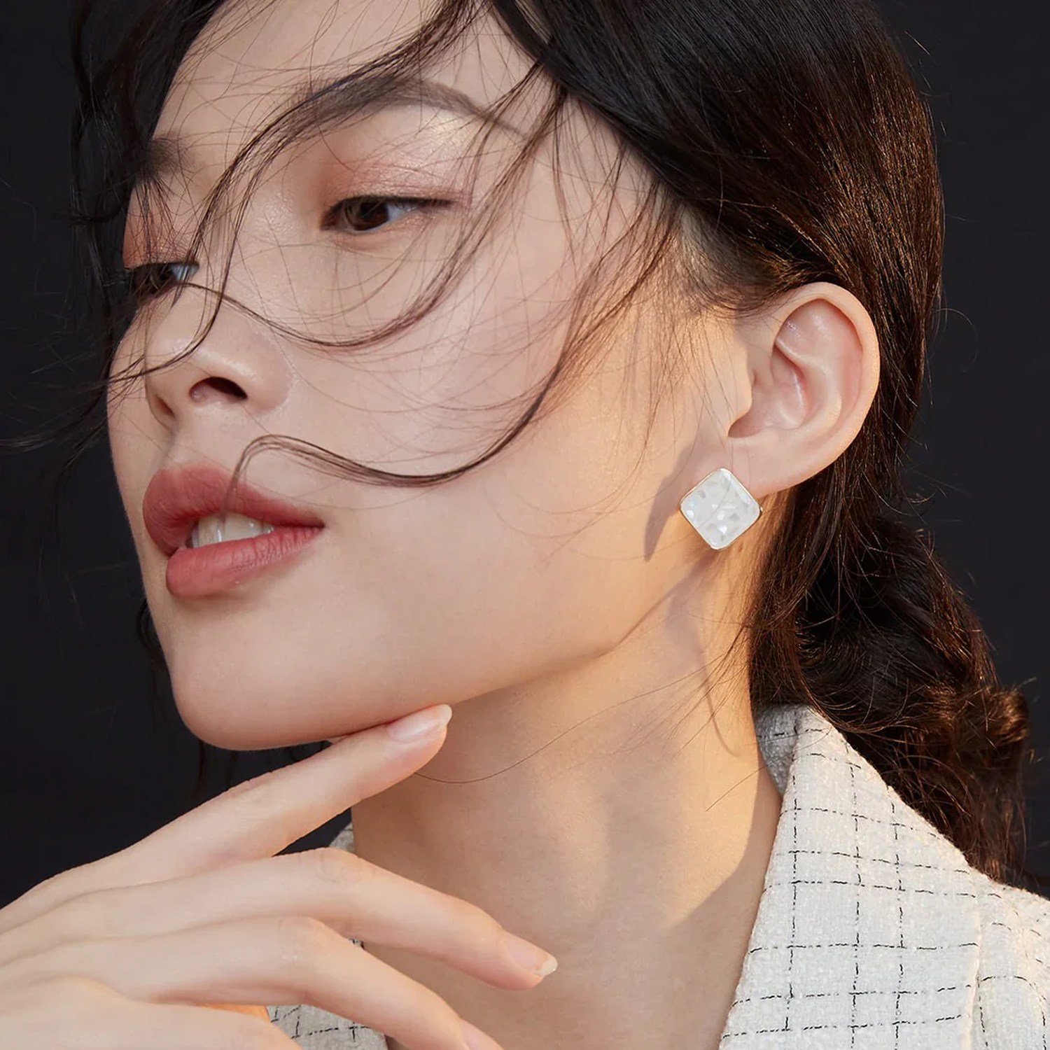 Natural Pink Blue Light Shell Stud Earrings