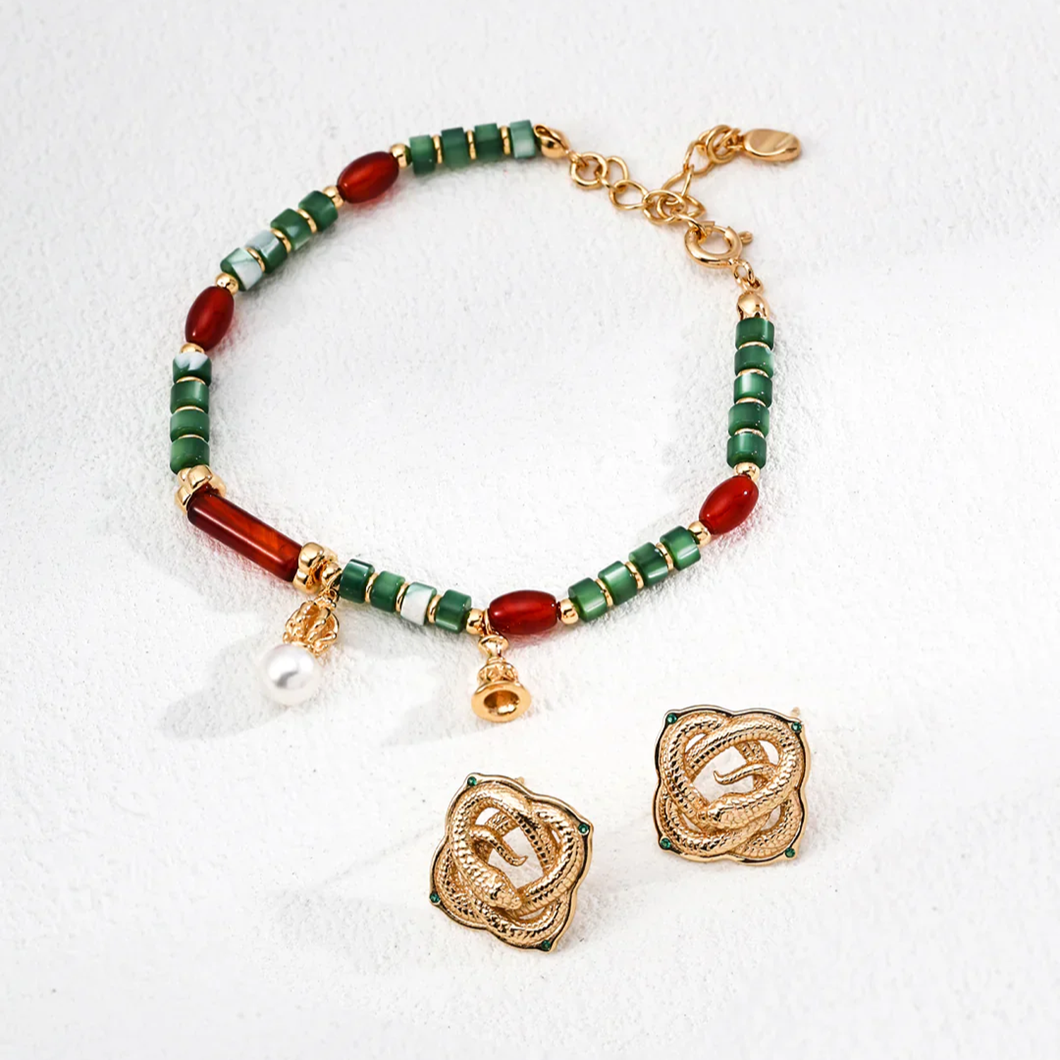Pearl Agate Shell Charm Bracelet