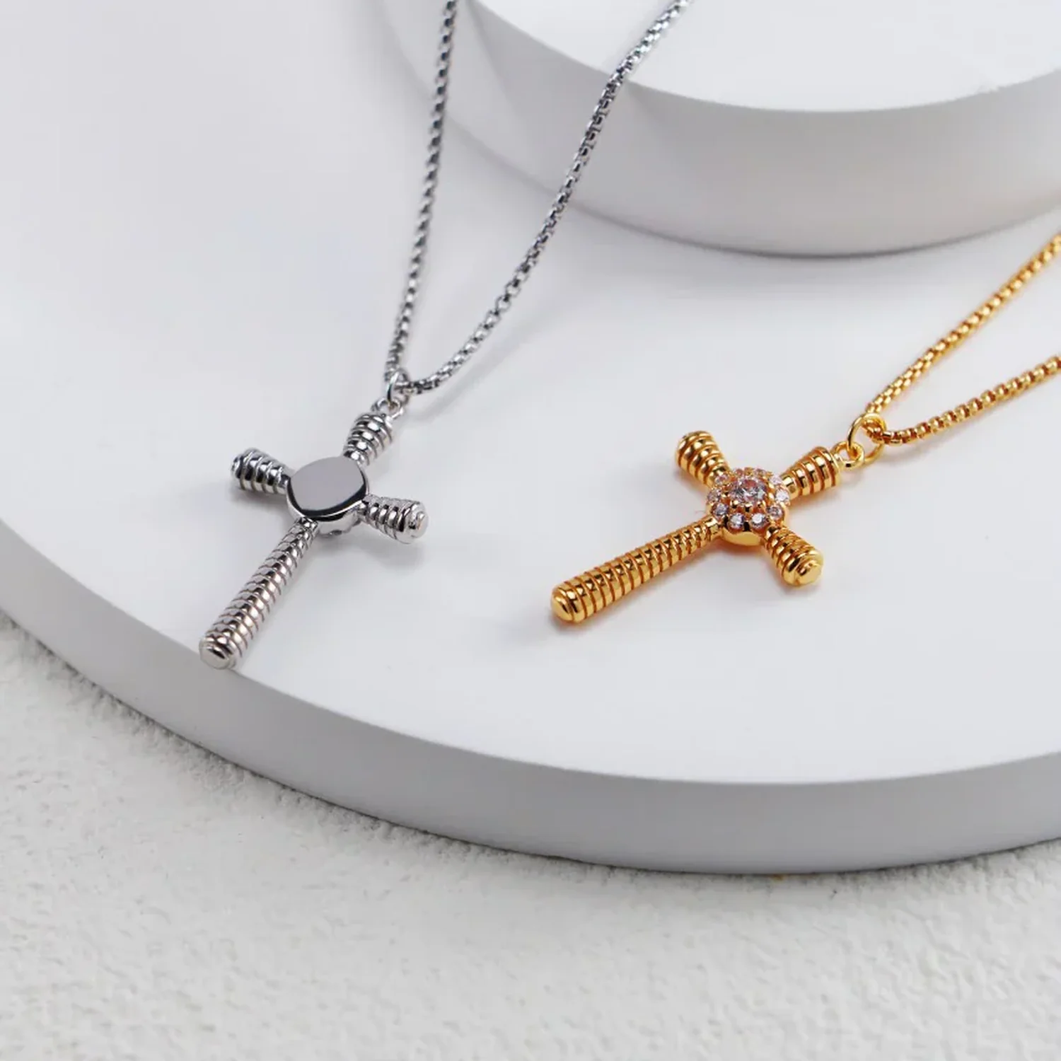 Kreuz Kette
