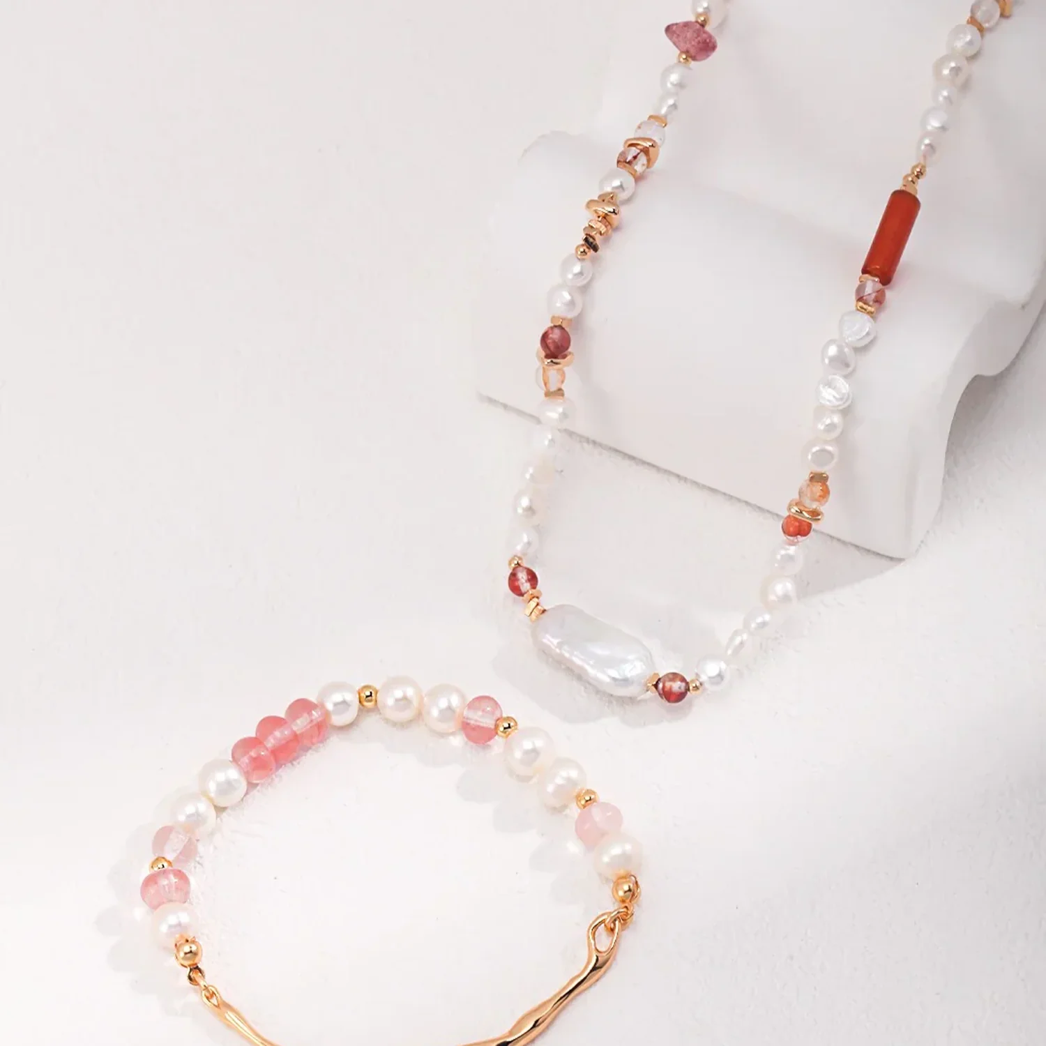 Strawberry Quartz with Baroque Pearl Necklace